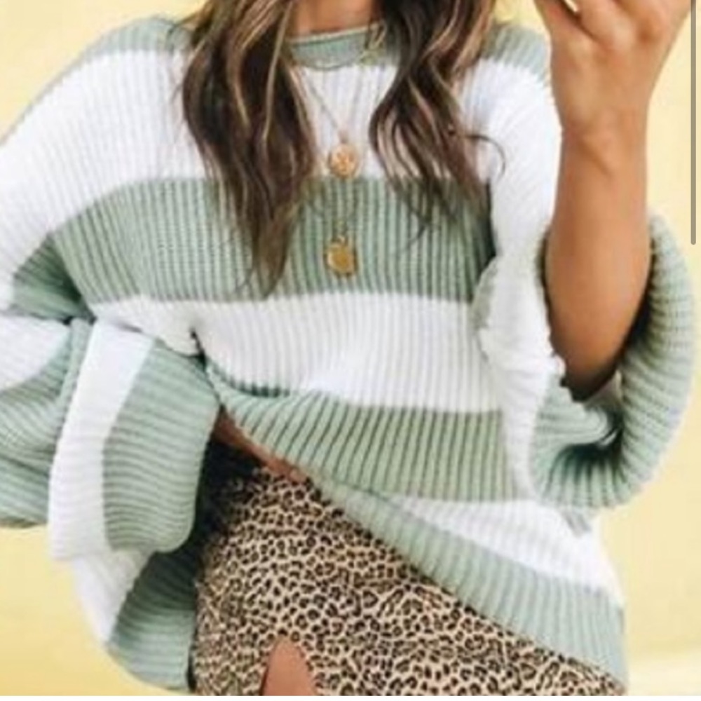 COPY - Oversized Green and White Striped Sweater